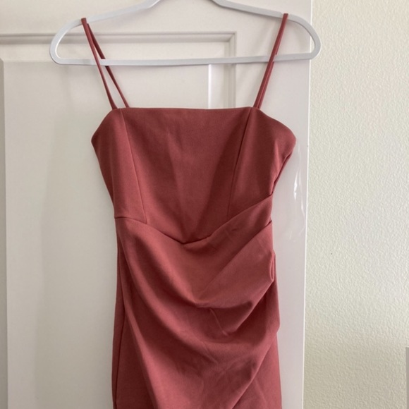 [SOLD] Windsor Rose Wrap Dress - Picture 2 of 4